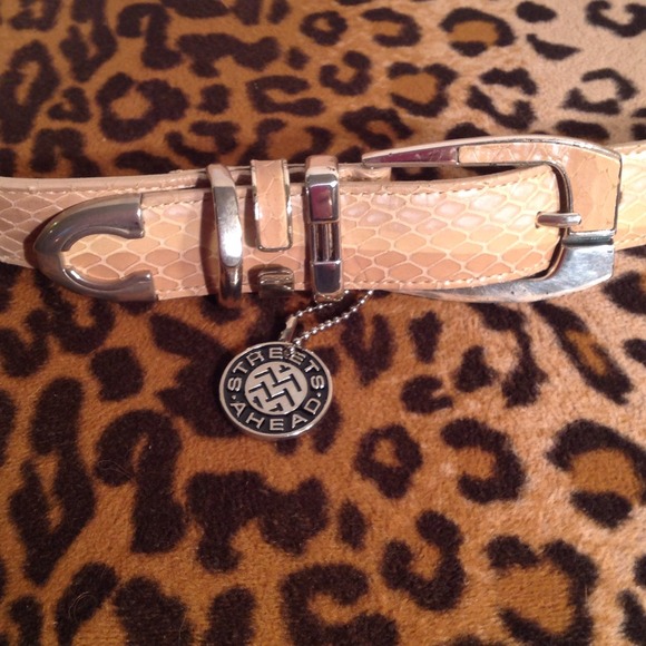 Streets Ahead Los Angeles belt Medium