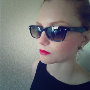 Price reduced ❤Ray-Ban sunglasses ✅✅