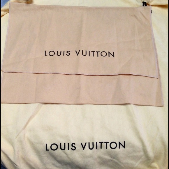 TRADED :) !!! louis vuitton dust bags.