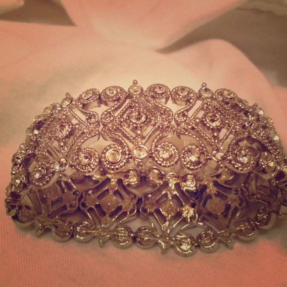 Vintage look Bracelet from Macys ✳️STUNNING
