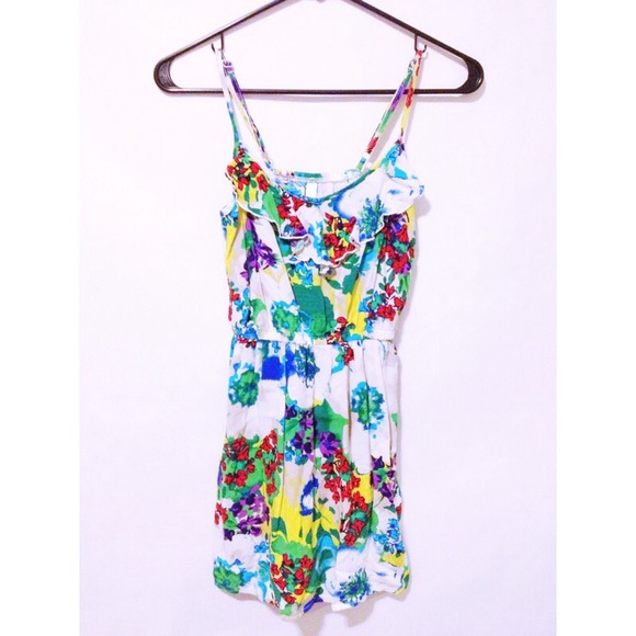 ✖️TRADED✖️Floral print bright summer dress