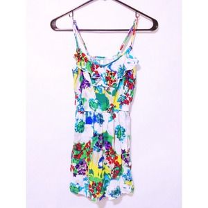 ✖️TRADED✖️Floral print bright summer dress