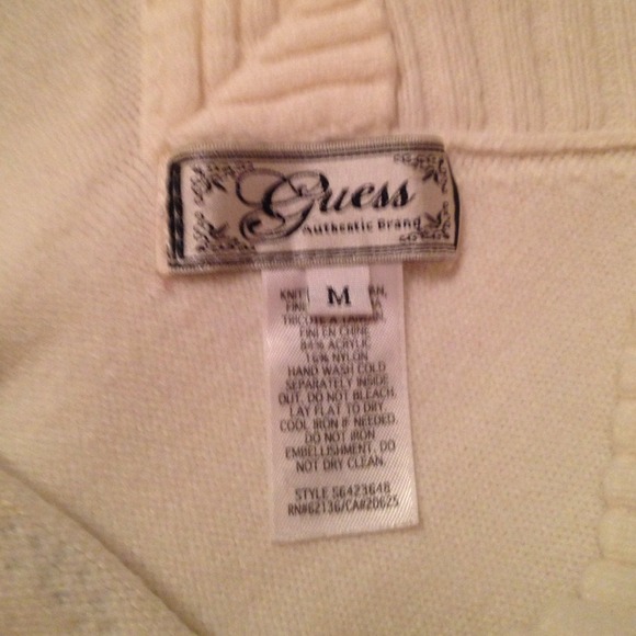 GUESS WINTER WHITE SWEATER βοΈβοΈβοΈ SIZE M - Picture 4 of 4