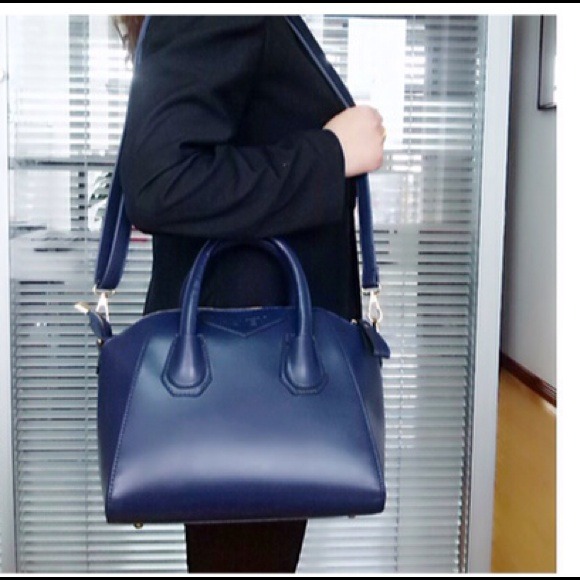 Only 1 left!! Black Satchel Bag - Picture 2 of 2