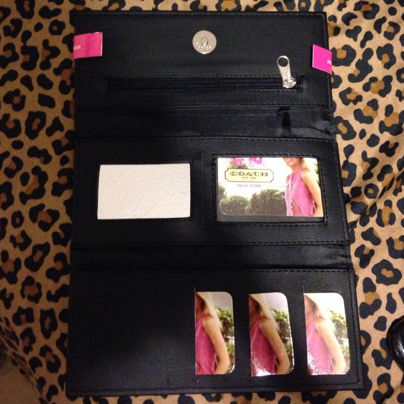 This is the inside of the wallet I posted