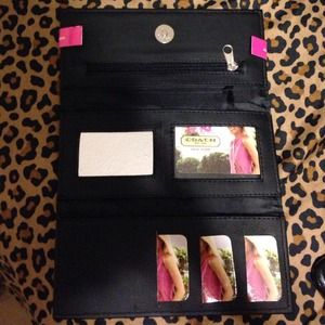 This is the inside of the wallet I posted