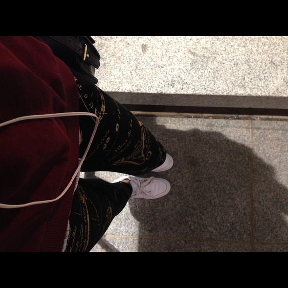 Dominique. - Picture 3 of 4