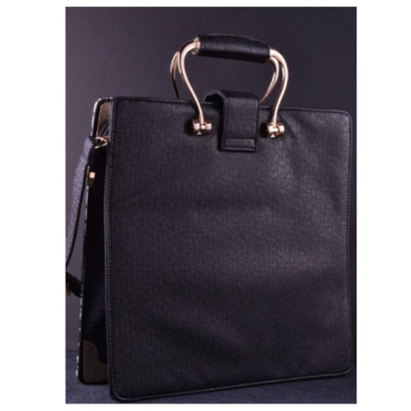 Suelyn Purse - Picture 2 of 3