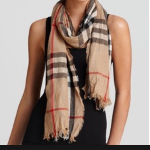 AUTHENTIC Burberry Scarf