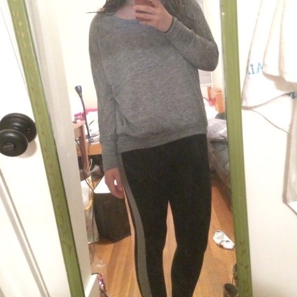 Grey basic top - Picture 3 of 3