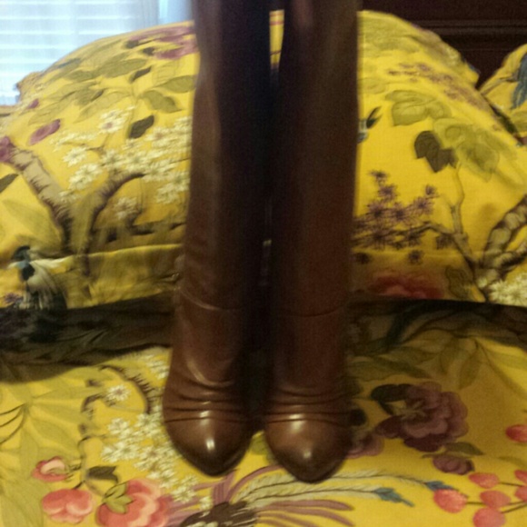 Reduced♥♥Frye!!! Bethany Stappy-Soft. Gorgeous.