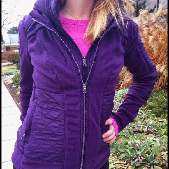 ******SOLD***** Lululemon fleecy keen