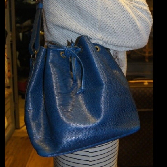 louis vuitton petit noe epi