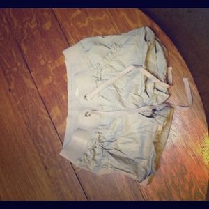 Khaki Bellina maternity shorts