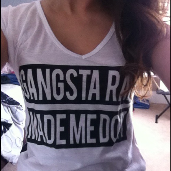 🚫sold🚫gangsta rap made me do it top size medium