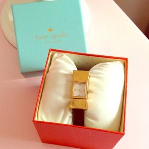 Kate Spade Bow Watch - Black patent and gold