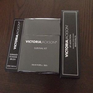 Victoria Jackson Make-Up Survival Kit