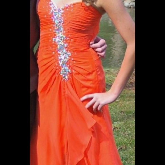 Prom dress - Picture 4 of 4