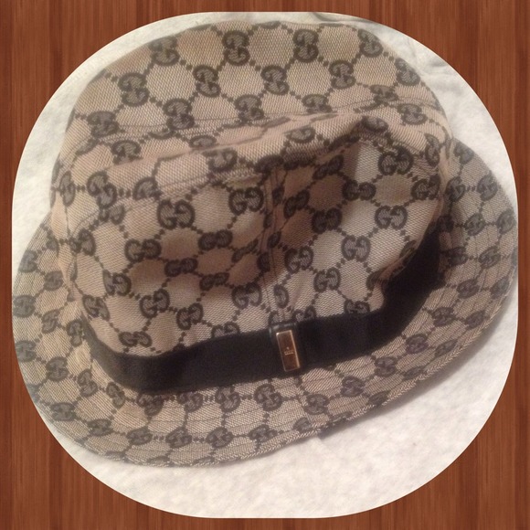 Vintage GUCCI bucket hat