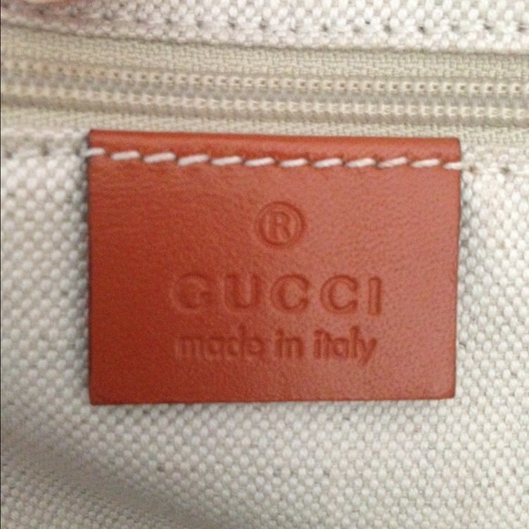 SOLD AUTHENTIC GM Gucci Sukey tote. - Picture 4 of 4