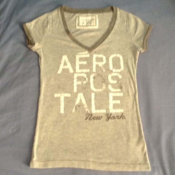 Gray Aeropostale Shirt - Picture 1 of 3