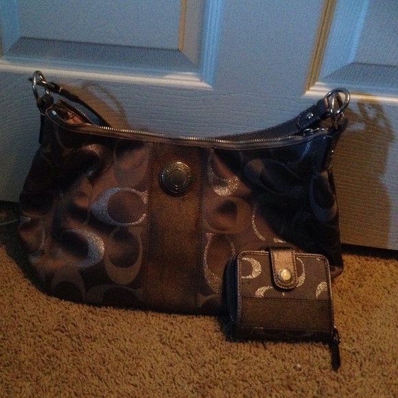 Coach purse and wallet