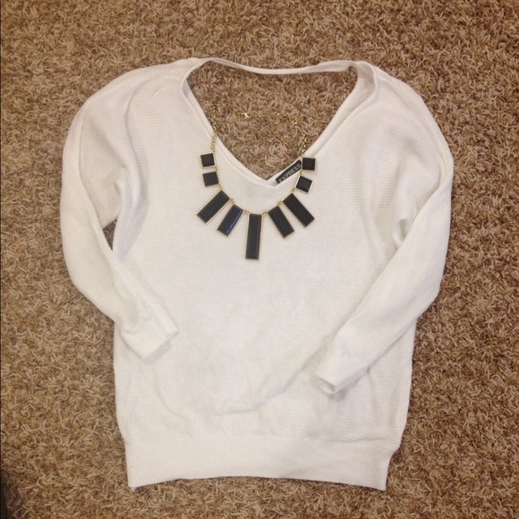 ❌SOLD❌ Express white summer sweater