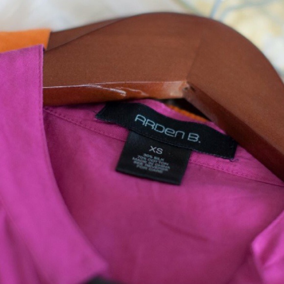 SOLD Arden B. Ruffle Top - Picture 4 of 4