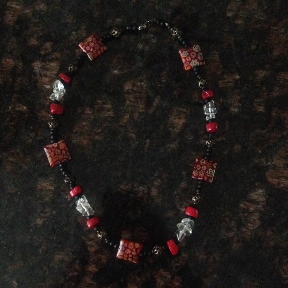 Accessories - Beaded necklace Accessories - Beaded necklace