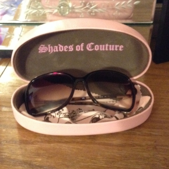 REDUCED 🎉❌✂️✅  WAS $65- Juicy Couture sunglasses