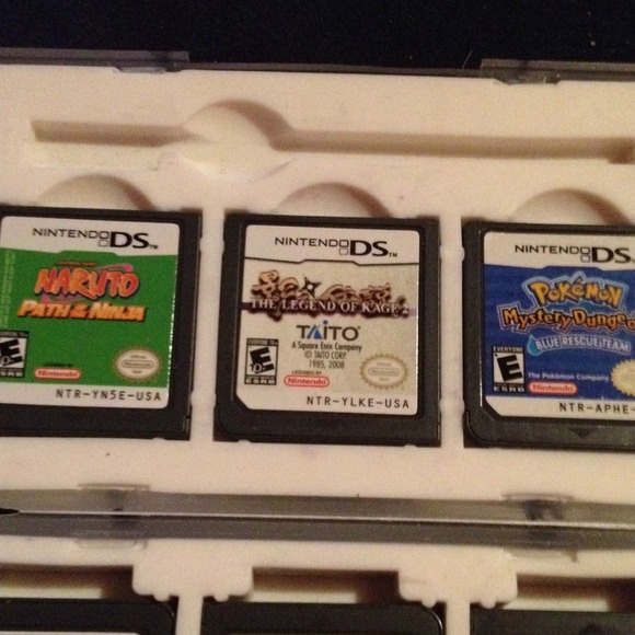Nintendo DS Lite Pink ๐ - Picture 3 of 4