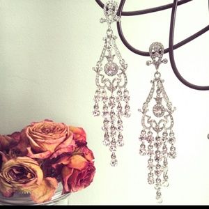 Chandelier earrings