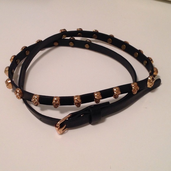 Gold Skull Skinny Belt - Picture 2 of 2