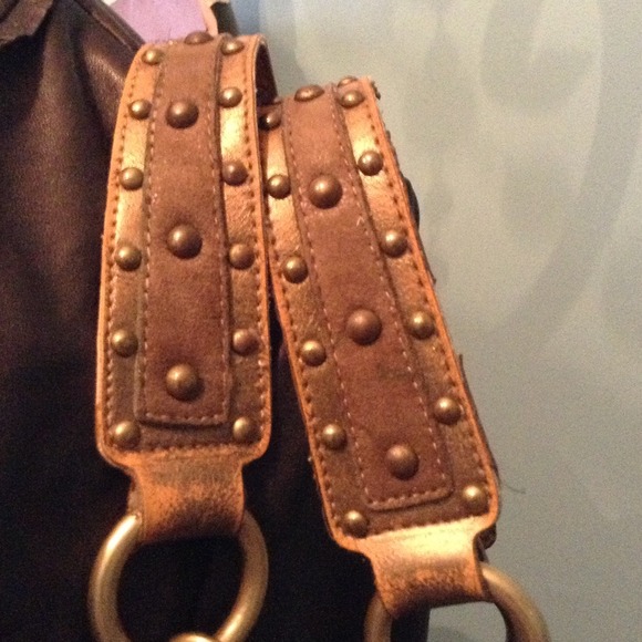 SOLD! Camouflage Handbag - Picture 4 of 4