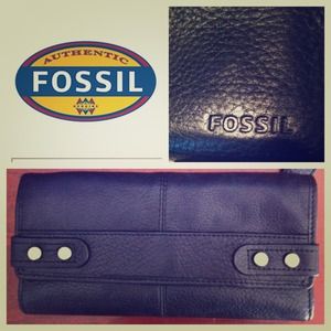 Fossil wallet