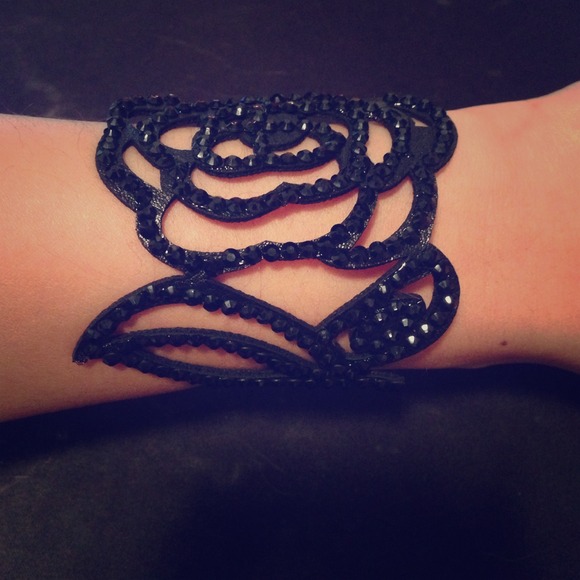 Rose bracelet