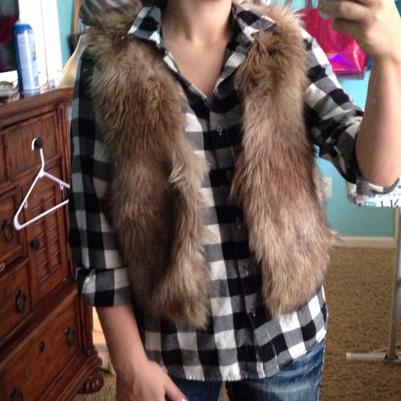 Outerwear - Fur Vest