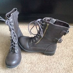 Dark brown combat boots. Lace up and zip up!