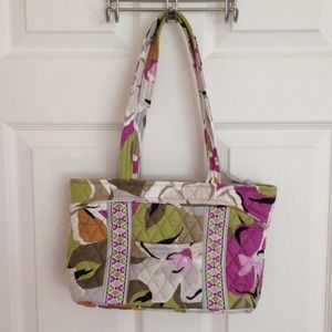 Vera Bradley Little Mandy in Portobello Road