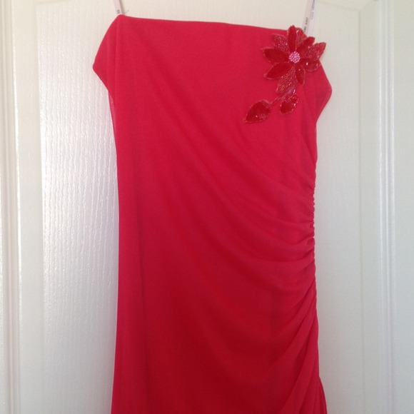 Pre-owned (Like New) prom/formal dress -S - Picture 2 of 4