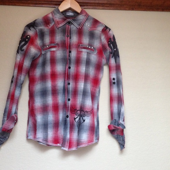 Roar Red & Black long sleeve shirt excellent cond