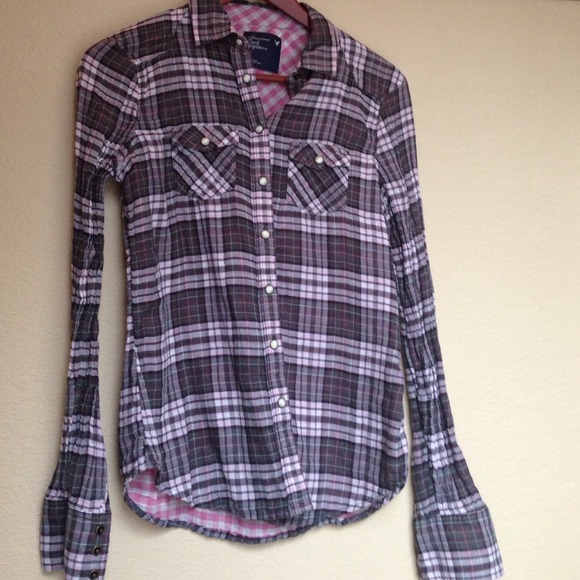 Black pink american eagle pearl snap