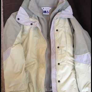 Columbia Skiing / Snowboarding 2 Piece Jacket