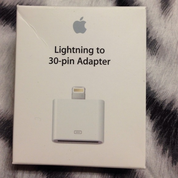 Lightning to 30-pin adapter