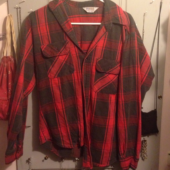 Red and black grunge flannel.