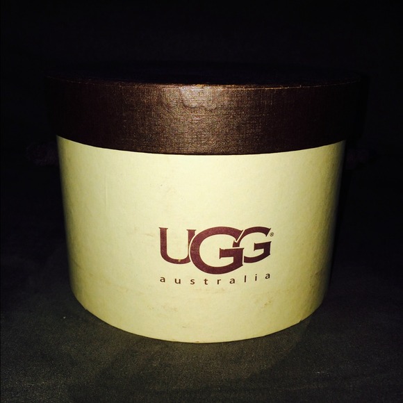 UGG Ear Muffs 😍