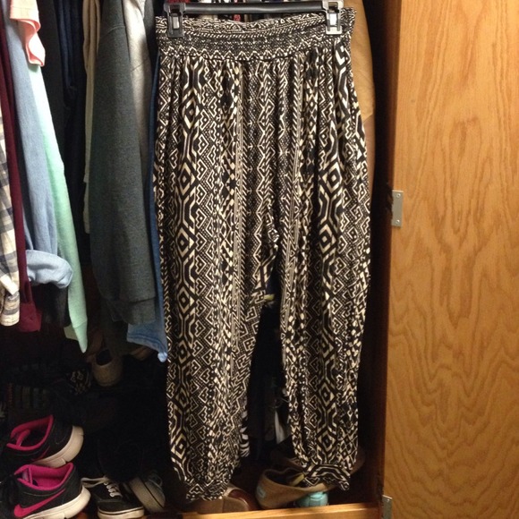 Mc hammer pants - Picture 2 of 3