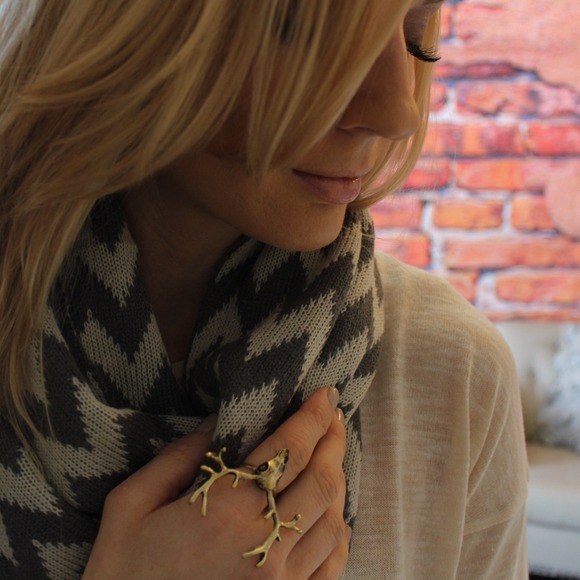 Jewelry - Deer ring, adjustable