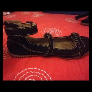 Blowfish sporty flats.