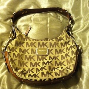 Michael kors purse
